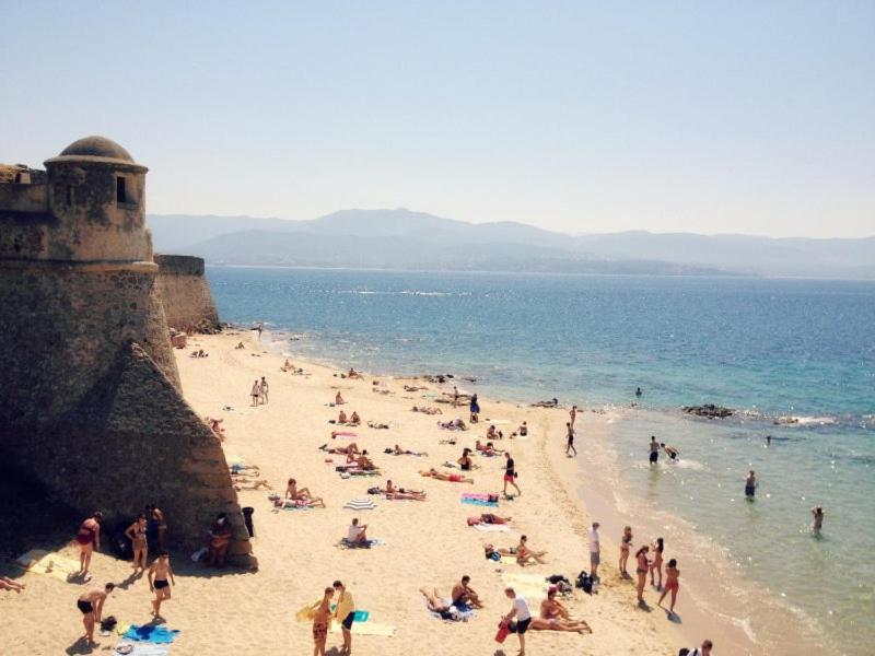 Studio Rue Pietonne Ajaccio Ajaccio  Bagian luar foto