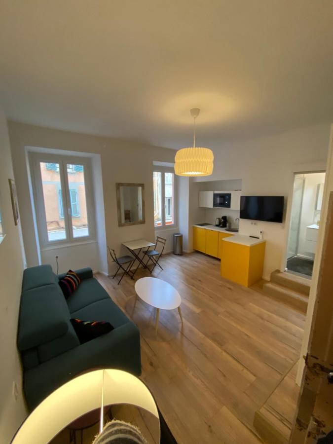 Studio Rue Pietonne Ajaccio Ajaccio  Bagian luar foto