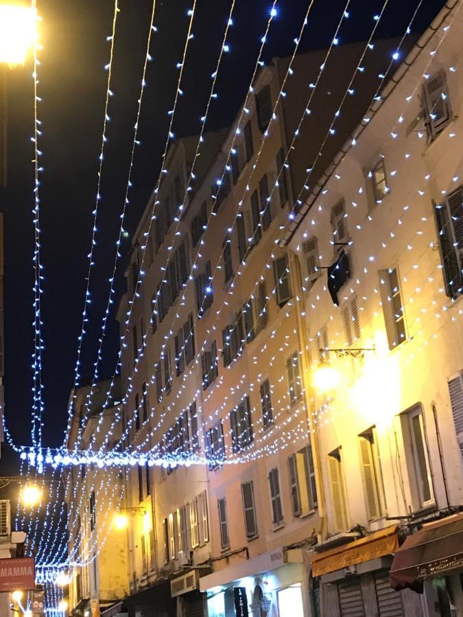 Studio Rue Pietonne Ajaccio Ajaccio  Bagian luar foto